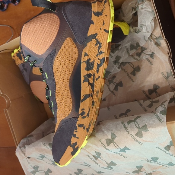 UA Charged Bandit Trek 2 PRT - Picture 4 of 5